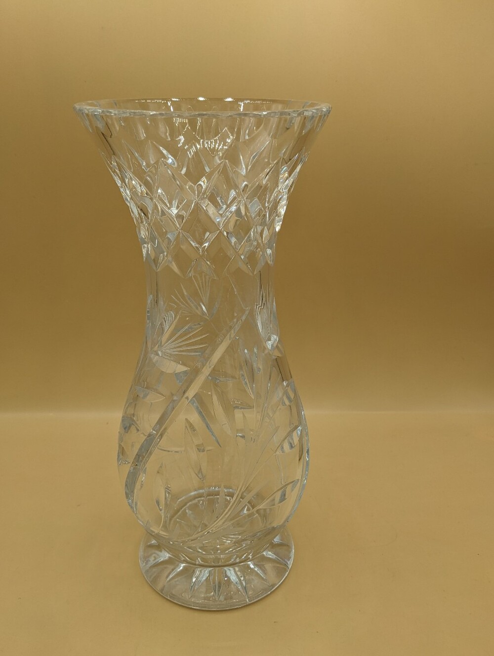 Vintage Cut Crystal Vase 10.25” Tall Starburst Floral Pattern Heavy Clear Glass